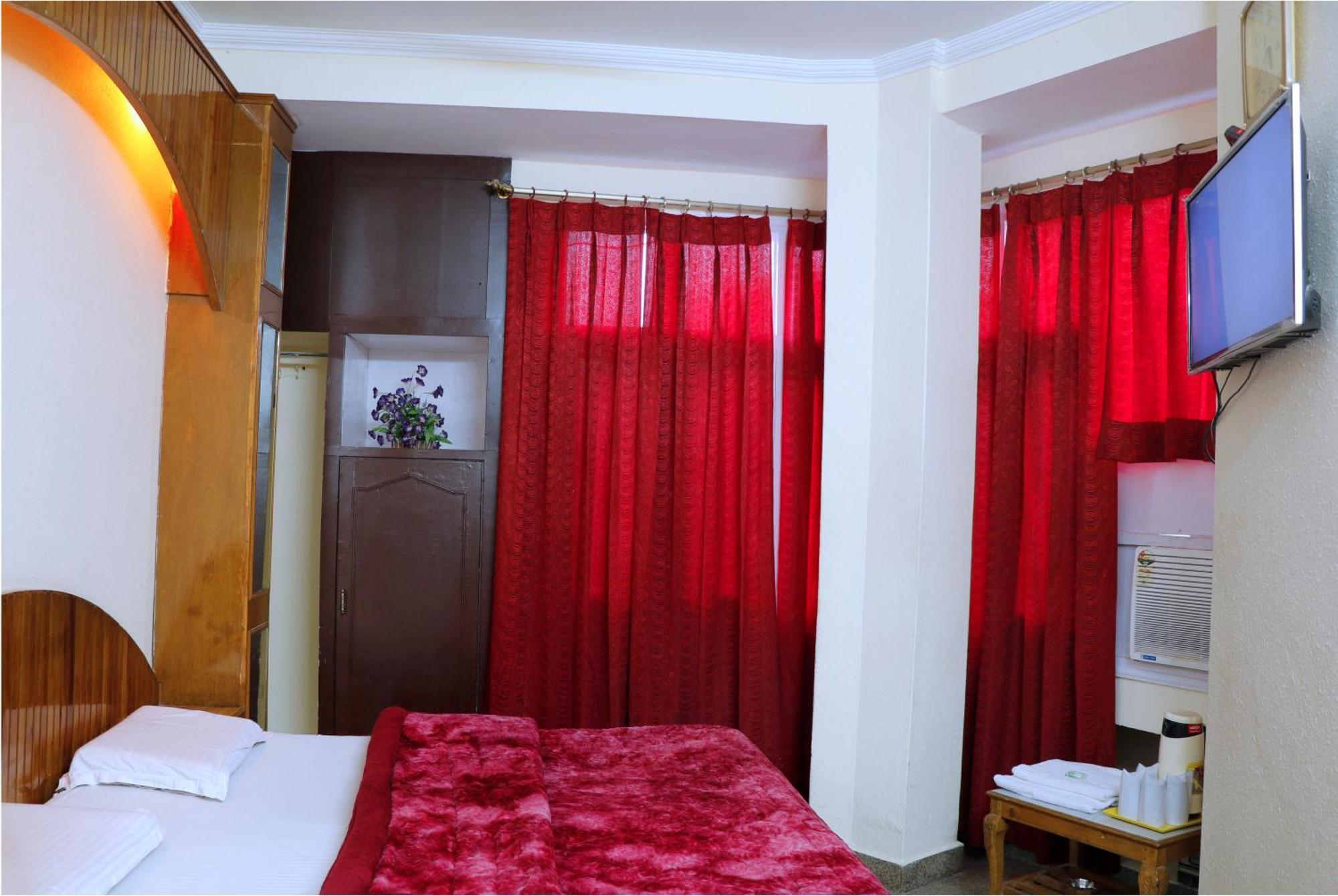 Hotel Raghunath Jammu Exterior photo
